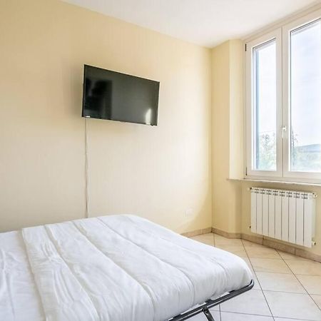 -Villa Emily- Parking, Garden & Wi-Fi Пиза Экстерьер фото
